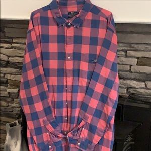 Vineyard vines flannel blue and red shirt. 3XLT.